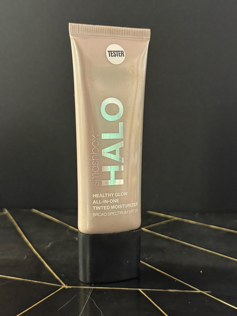 Smashbox Halo Tinted Moisturizer (SPF 25) - 1.4oz *tester* - tan dark